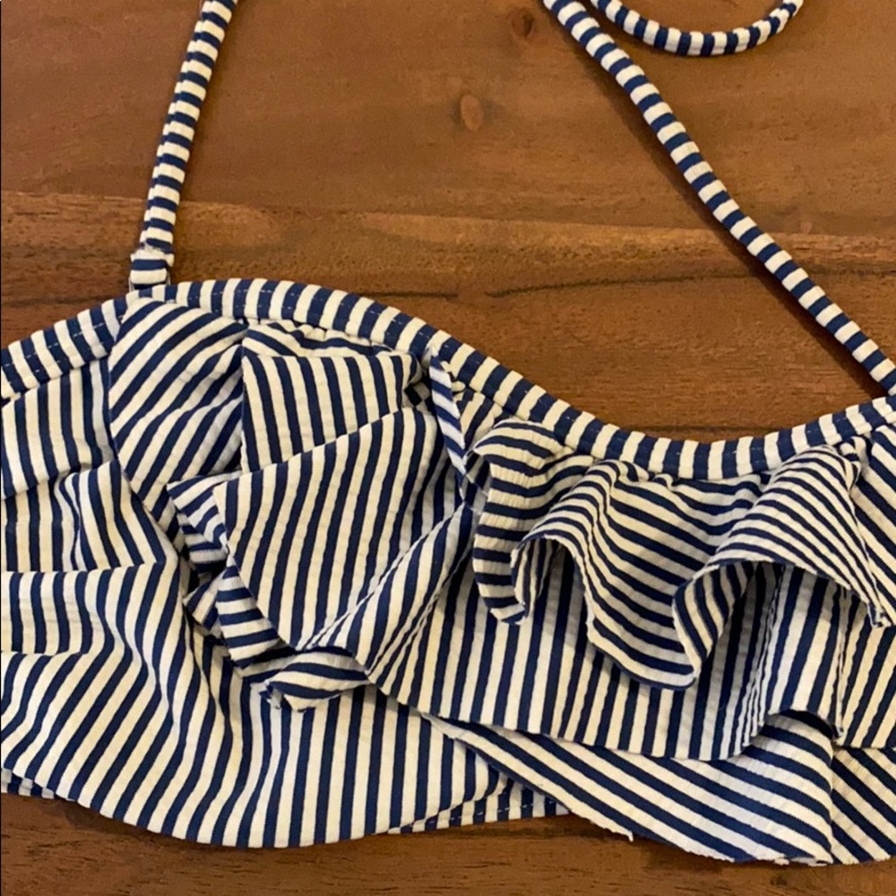 Cute Bikini - image 2